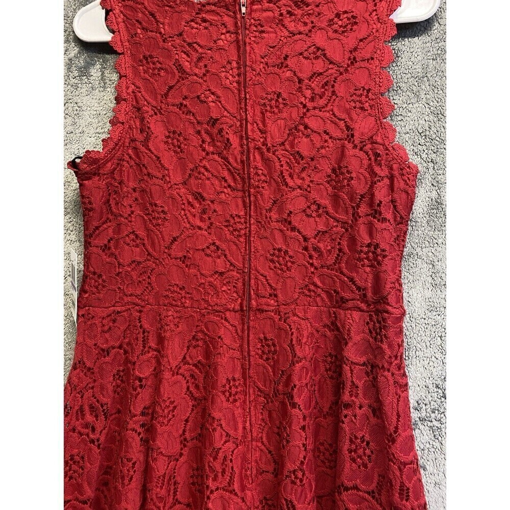 City Studio Juniors Fit & Flare Red Floral Lace Special Occasion Dress Size 11 - Picture 9 of 14
